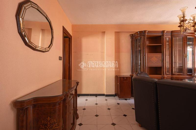 Foto 1d98486b-7a2c-4a14-966d-cff43d99395f. Piso  en venta en Barrio de Zaidín Granada