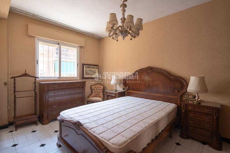 Foto 5e446b03-8b2b-43c4-b274-296db54670bd. Piso  en venta en Barrio de Zaidín Granada