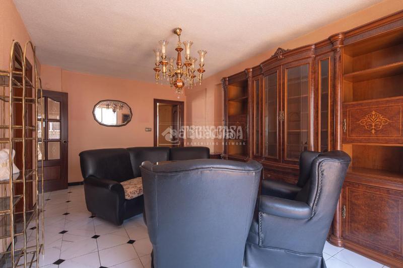 Foto 694bdf95-890c-46b6-b5f8-143c7fafe4e0. Piso  en venta en Barrio de Zaidín Granada