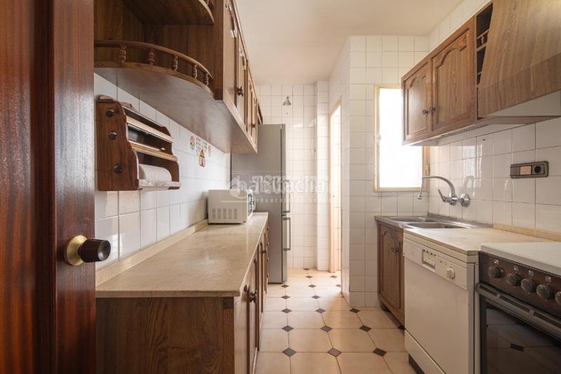Foto b597507f-06bb-4a59-b46a-f84340d46205. Piso  en venta en Barrio de Zaidín Granada