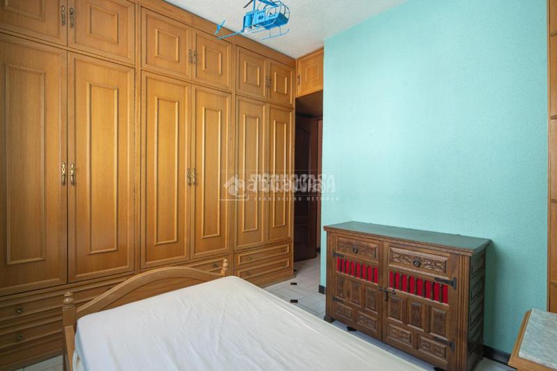 Foto c46e2488-3cac-4455-adbd-4a532258bd8b. Piso  en venta en Barrio de Zaidín Granada