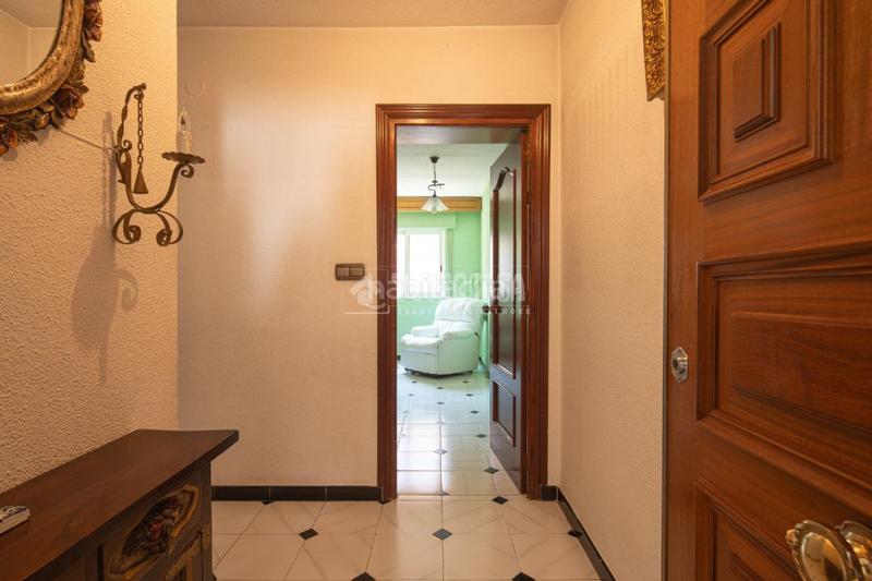 Foto c6f94215-4853-4192-8230-cea9f43b207d. Piso  en venta en Barrio de Zaidín Granada