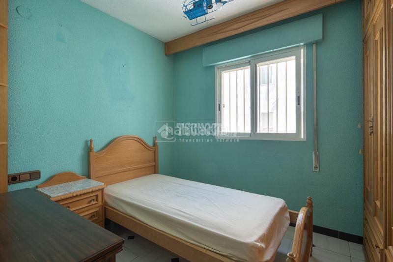Foto e8c21888-03c8-4b5f-91a1-3a506e40b6d9. Piso  en venta en Barrio de Zaidín Granada