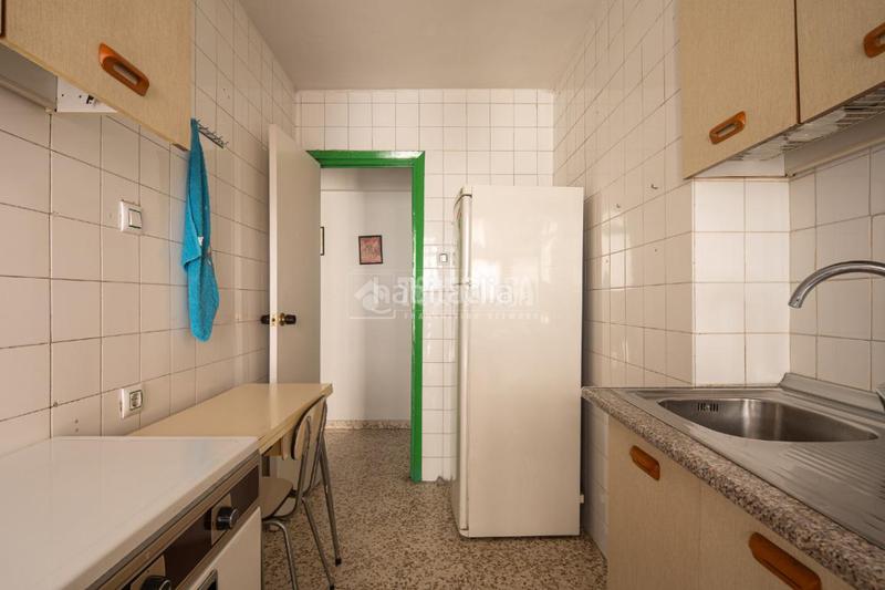 Foto 162f6a82-14c0-46d3-939b-02da47a4b8e8. Piso  en venta en Barrio de Zaidín Granada