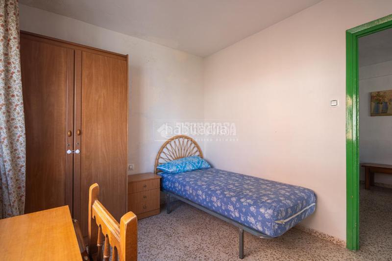 Foto 7bd56caf-315e-424a-8644-281402cfc1d6. Piso  en venta en Barrio de Zaidín Granada
