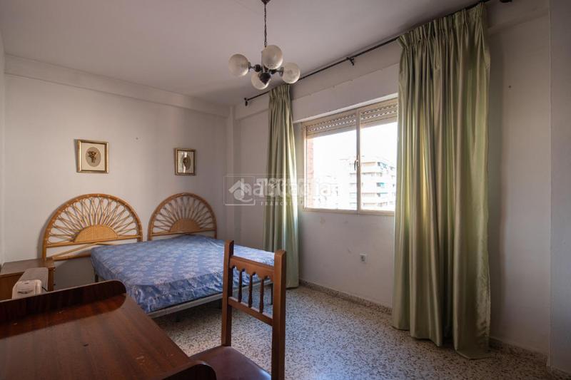 Foto d488d924-1b84-4734-9d24-f3f5f5feea4b. Piso  en venta en Barrio de Zaidín Granada