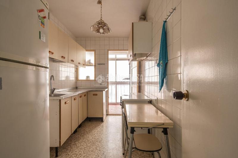 Foto e7f26ca5-7a08-413e-bda5-8948c48ecd44. Piso  en venta en Barrio de Zaidín Granada