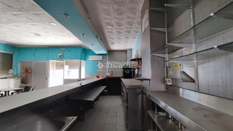 Foto 0040390f-1f96-4eb0-bae1-2e1063dfcac9. Business premise in Barrio de Zaidín Granada