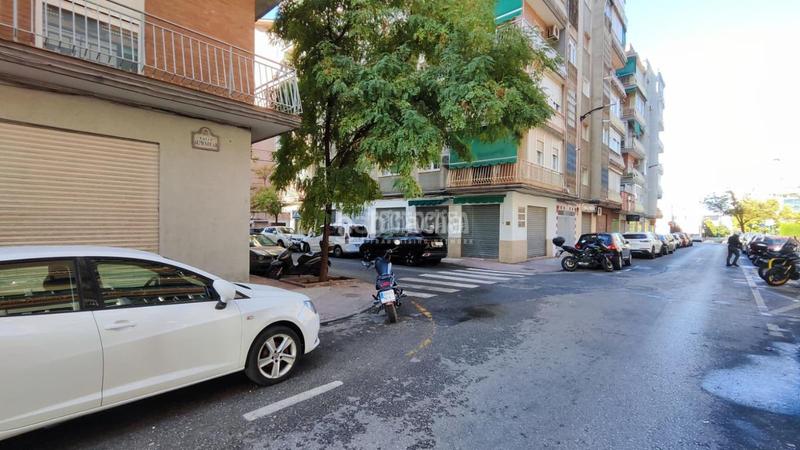 Foto 3c4ab9c3-d4c9-4745-ba5f-9f63b5ca3d8f. Business premise in Barrio de Zaidín Granada