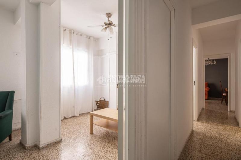 Foto 2a50bb93-1023-4f57-bdfe-4bc1a3b56422. Piso  en venta en Barrio de Zaidín Granada