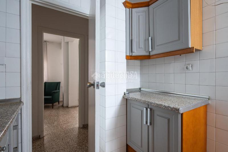 Foto 4e4337fa-9de1-4f1f-a88f-2a6ca90e5783. Piso  en venta en Barrio de Zaidín Granada