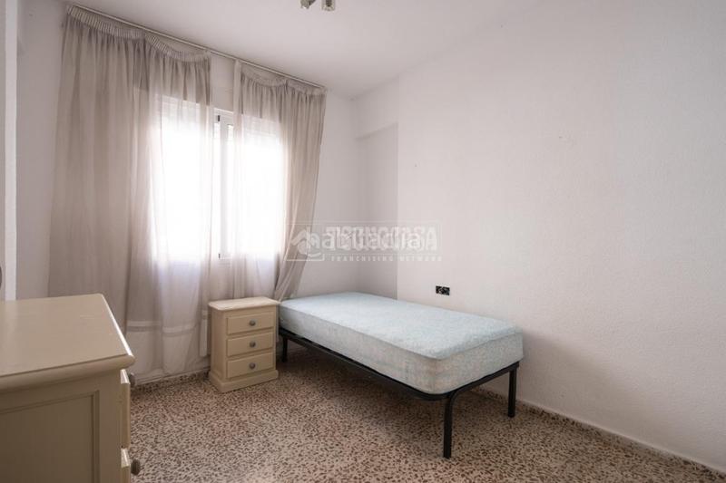 Foto 539dbb68-f69a-45b9-8c55-e9a07b7bcf8e. Piso  en venta en Barrio de Zaidín Granada