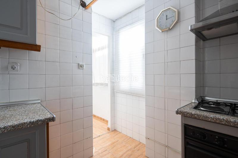 Foto b53e65e5-346d-48c0-b3be-02d4ef152542. Piso  en venta en Barrio de Zaidín Granada