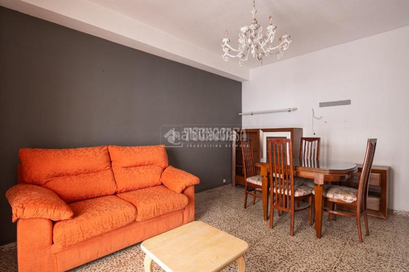Foto d86445f8-8ae2-4858-87a2-b6614f429718. Piso  en venta en Barrio de Zaidín Granada