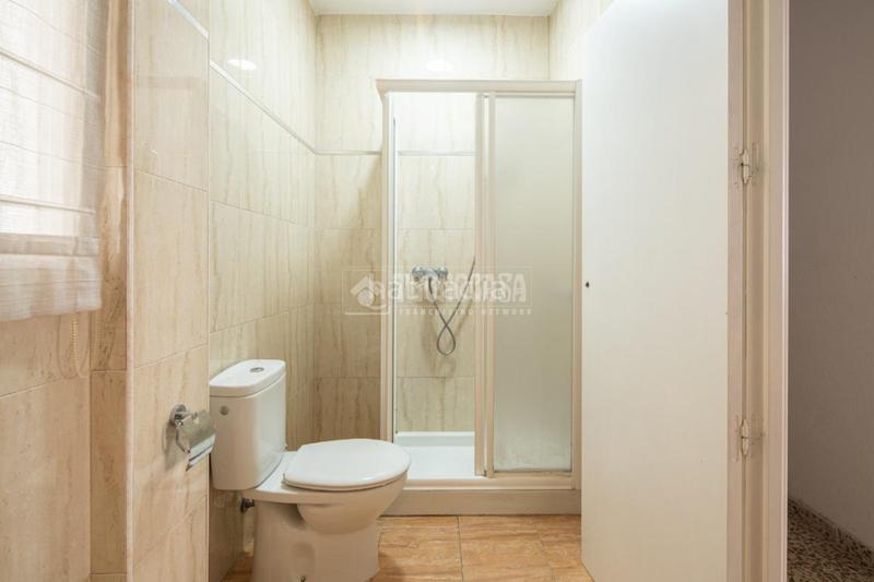 Foto d8afd758-7fde-4e71-9edc-cf4d26a09fd8. Piso  en venta en Barrio de Zaidín Granada