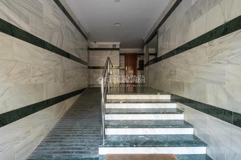 Foto da726507-39eb-441b-a4bb-7a5a8fde330b. Piso  en venta en Barrio de Zaidín Granada