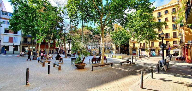 Foto 3f31c961-3f30-472e-95c2-289396c6f3d7. Local comercial  en venta en El Poble Sec - Parc de Montjuïc Barcelona