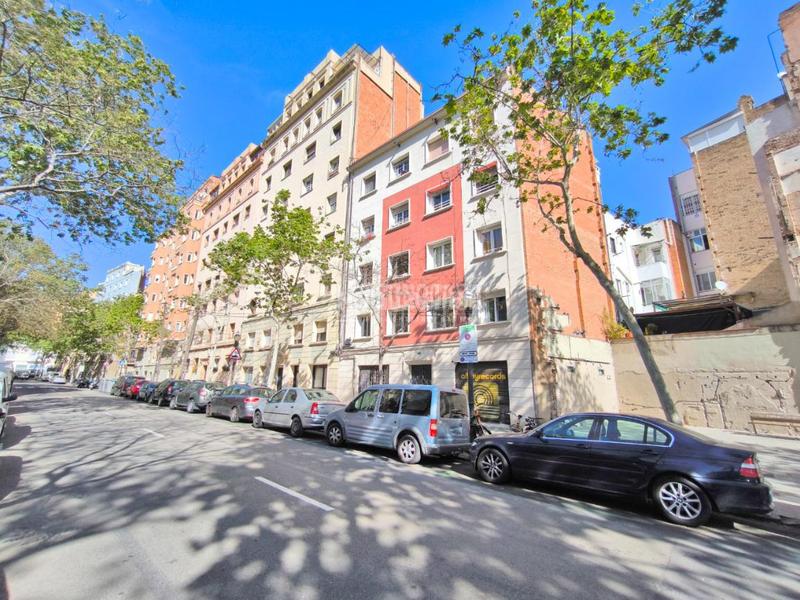 Foto 8f7f4271-a121-4b74-8c01-fe41990bcf7d. Local comercial  en venta en El Poble Sec - Parc de Montjuïc Barcelona