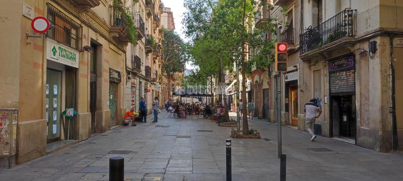 Foto d9680a7a-c865-4973-9093-3c506b086e18. Local comercial  en venta en El Poble Sec - Parc de Montjuïc Barcelona