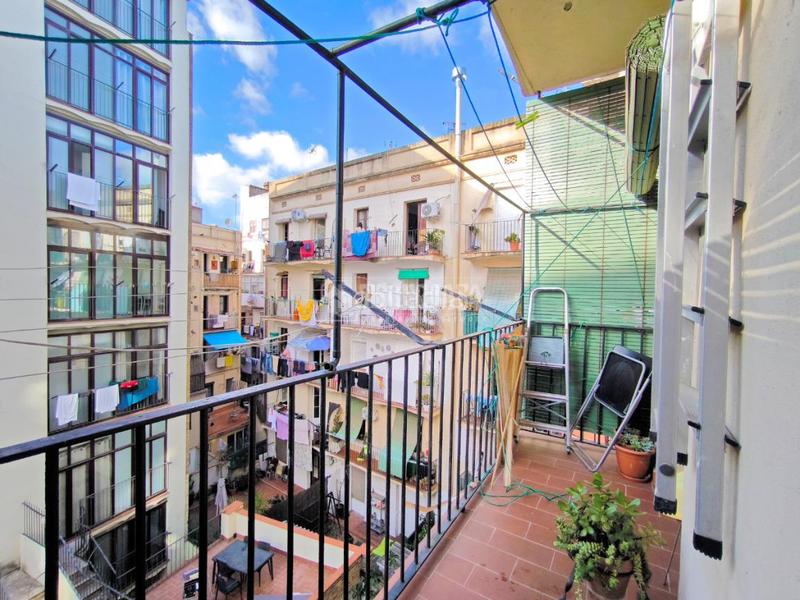 Foto 58dc0ae2-a772-4b50-a096-9066bbbcf8e7. Pis a El Poble Sec - Parc de Montjuïc Barcelona