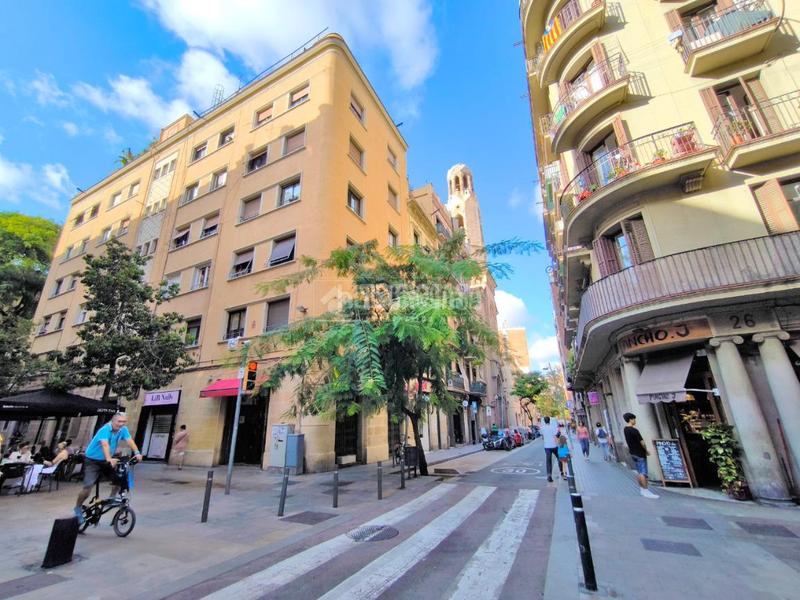 Foto ba364b26-e689-4cd8-a685-ffb9908c585f. Pis a El Poble Sec - Parc de Montjuïc Barcelona