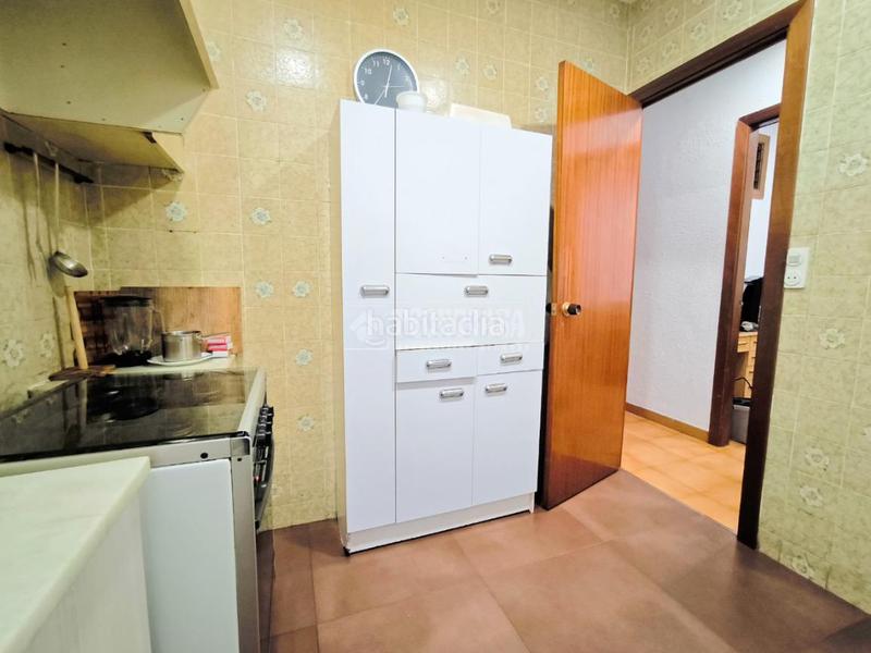 Foto c27551e2-57d2-4464-95fe-5801388f8920. Pis a El Poble Sec - Parc de Montjuïc Barcelona