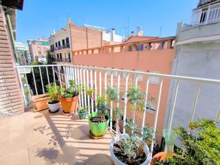 Etagenwohnung in El Poble Sec - Parc de Montjuïc. Piso en venta en barcelona