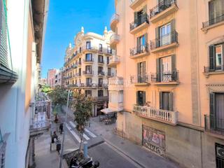 Piso en El Poble Sec - Parc de Montjuc. Piso en venta en barcelona