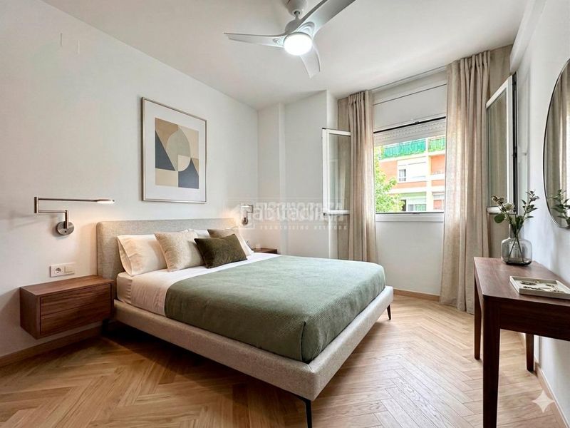 Foto 9e6c440e-4749-4440-9f84-8489eedf2c29. Piso  en venta en Sant Antoni Barcelona