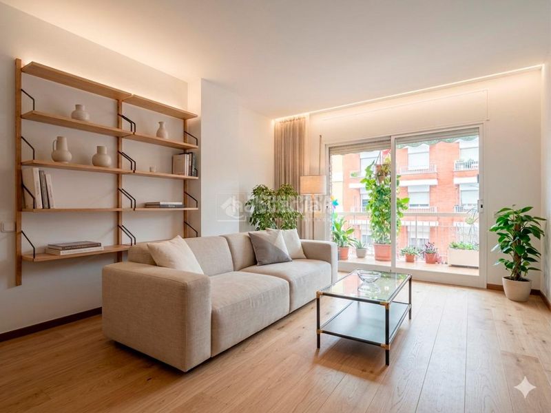 Foto dad8823d-3413-4fd6-9b7e-27239942d025. Piso  en venta en Sant Antoni Barcelona