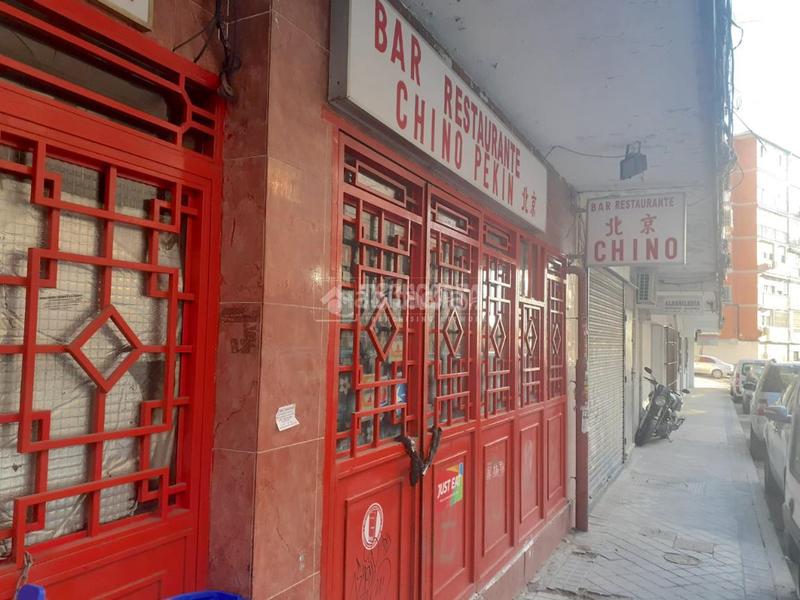 Foto b48815c7-7357-4e52-a3c9-b466b85edb85. Local comercial  en venta en Aluche Madrid
