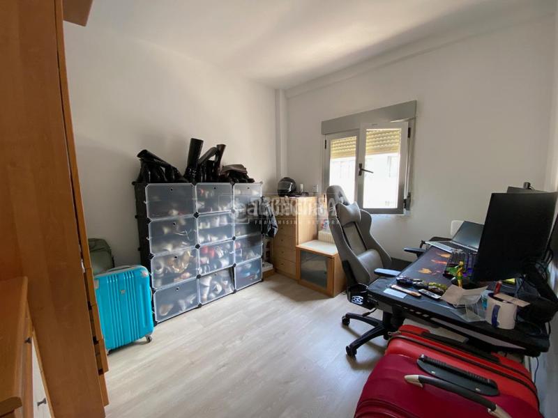 Foto 01f6e792-deb6-4920-850b-f3e4c98969fc. Piso  en venta en Aluche Madrid