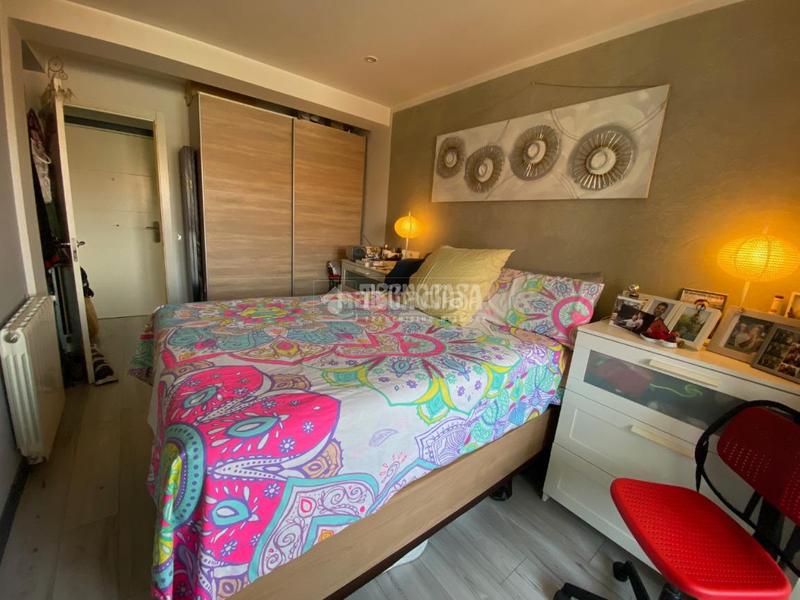 Foto 2b7db336-6ae8-44a9-a692-e48794fd4730. Piso  en venta en Aluche Madrid