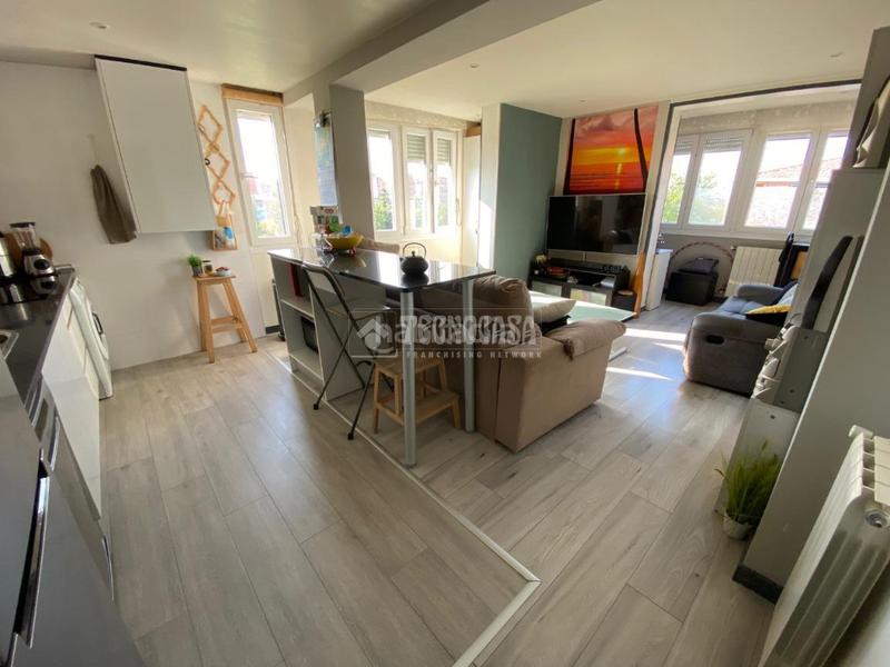 Foto e9dd0f58-ff23-4974-ae79-6e8a64653213. Piso  en venta en Aluche Madrid