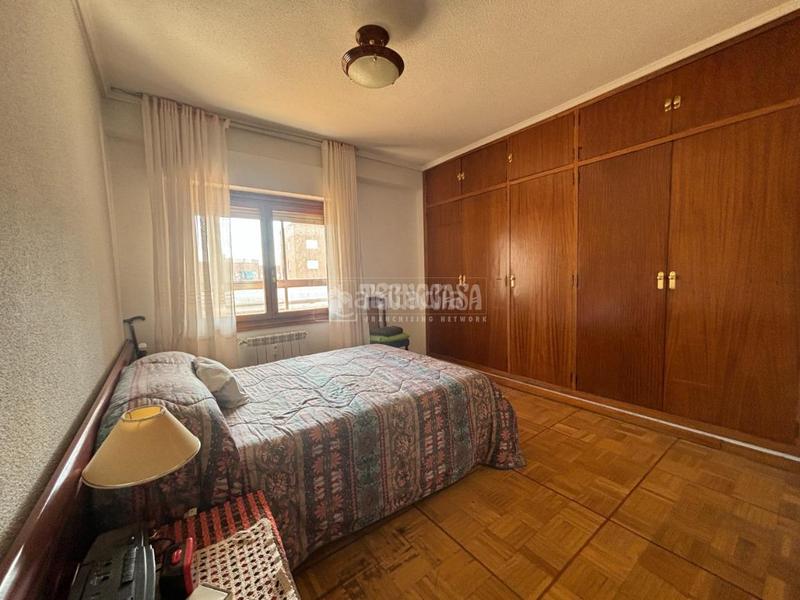 Foto 0e3d386b-11f2-4f9b-9c26-66e117e1384a. Appartamento con riscaldamento parcheggio in Aluche Madrid