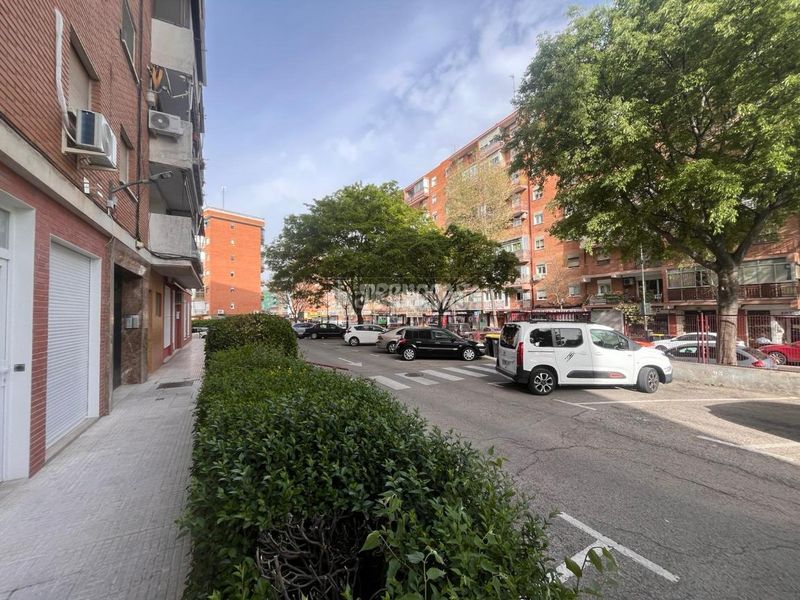 Foto 238c3bb5-8627-41f0-b25a-93826b11995e. Piso  en venta en Aluche Madrid