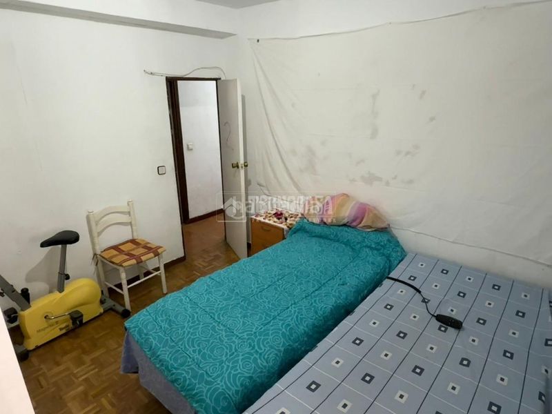 Foto 72a3ed05-e9f5-476b-97cb-e81c771d6e30. Pis a Aluche Madrid