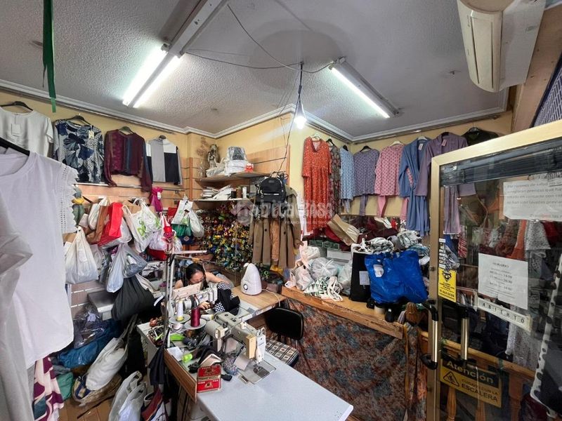 Foto 3447e95c-51ad-445f-92a3-957704c5463a. Local comercial a Aluche Madrid