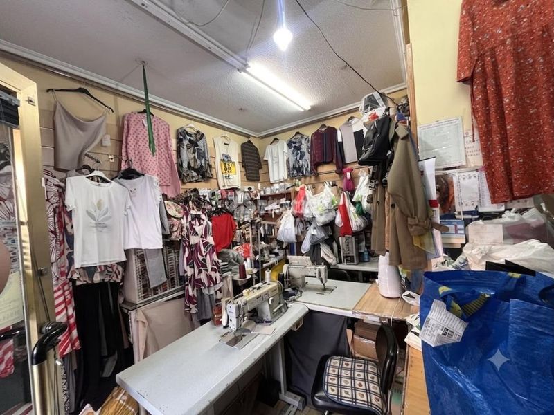 Foto 55a6675c-7ce4-4e5e-a55f-b40ca288660f. Local comercial a Aluche Madrid
