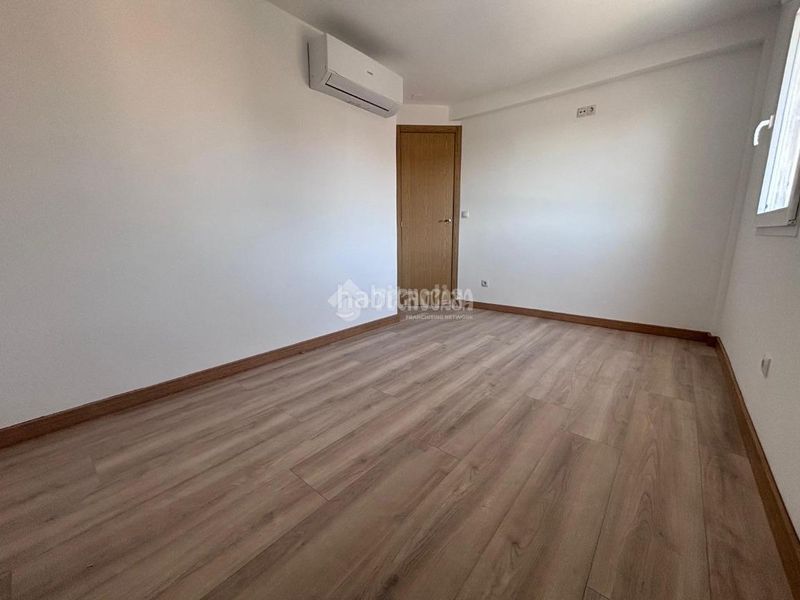 Foto 21224463-b0d6-433c-bdab-96a69d516d5c. Pis amb aparcament a Aluche Madrid