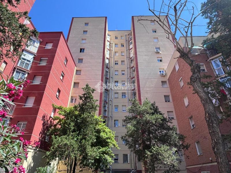Foto 5f8a69f3-4779-4d69-8379-4a55194da8dc. Pis amb aparcament a Aluche Madrid
