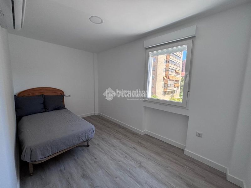Foto aa8c2dce-6030-48c5-bc18-44770615ffc0. Pis amb aparcament a Aluche Madrid