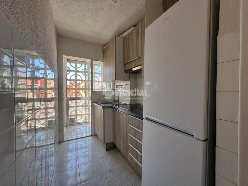 Foto 99fd9e0b-b1e6-4150-8269-890b6a102ec8. Piso  en venta en Aluche Madrid