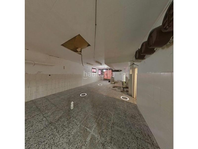 Foto 9b05aff1-dc5b-4203-ba89-81de0410681f. Local comercial local a reformar en Lloreda Badalona