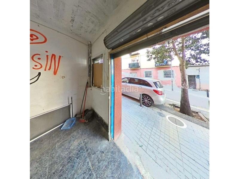 Foto e8c74268-3f09-4cf5-b381-e8d84b21e4a2. Local comercial local a reformar en Lloreda Badalona