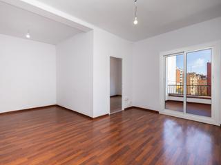 Etagenwohnung  N/a. Luminoso piso en calle castillejos