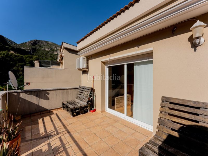 Foto 0b42d006-fc49-4ac6-a260-9bc953a4ada5. Casa exclusiva casa con jardin en les botigues de Sitges Sitges