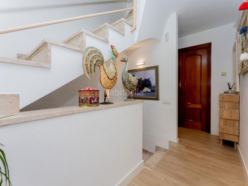 Foto 11400620-8057-4cf5-bc86-fda0ad473e6f. Casa exclusiva casa con jardin en les botigues de Sitges Sitges