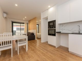 Pis  Rambla rafael casanova de. Loft en el centro de sant boi