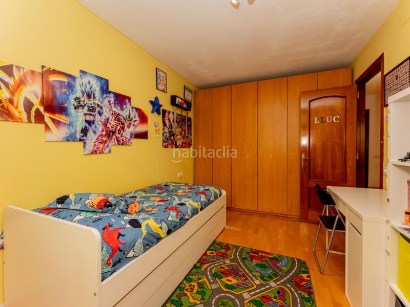 Foto efa026e1-1226-40a0-8b41-eb80610c4c7e. Casa amb aparcament a les botigues de Sitges Sitges